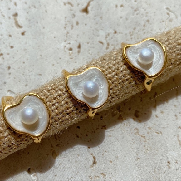 Freshwater Pearl Geometric Shaped Ring - Picture 4 of 4